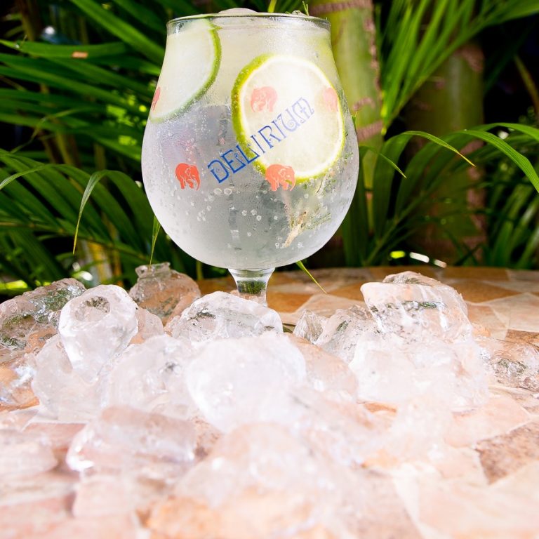 Delirium cafe brasilia bebidas  px