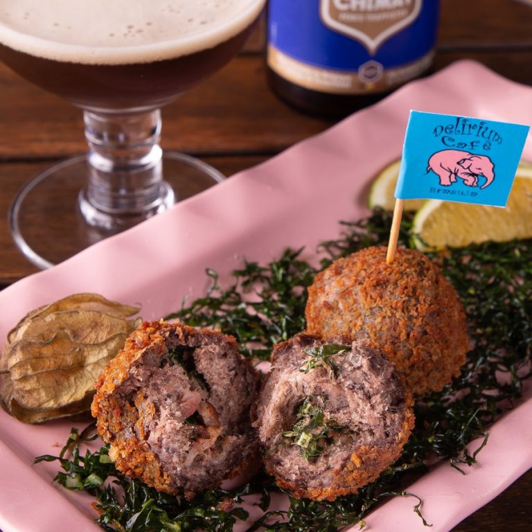 Delirium cafe brasilia cardapio  px